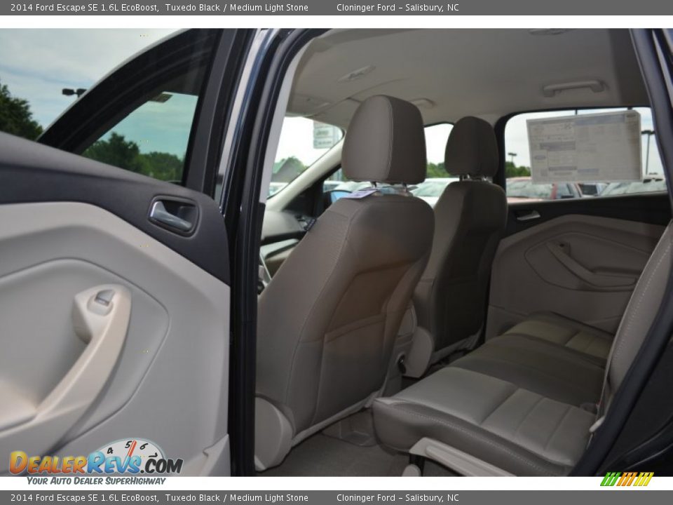 2014 Ford Escape SE 1.6L EcoBoost Tuxedo Black / Medium Light Stone Photo #8