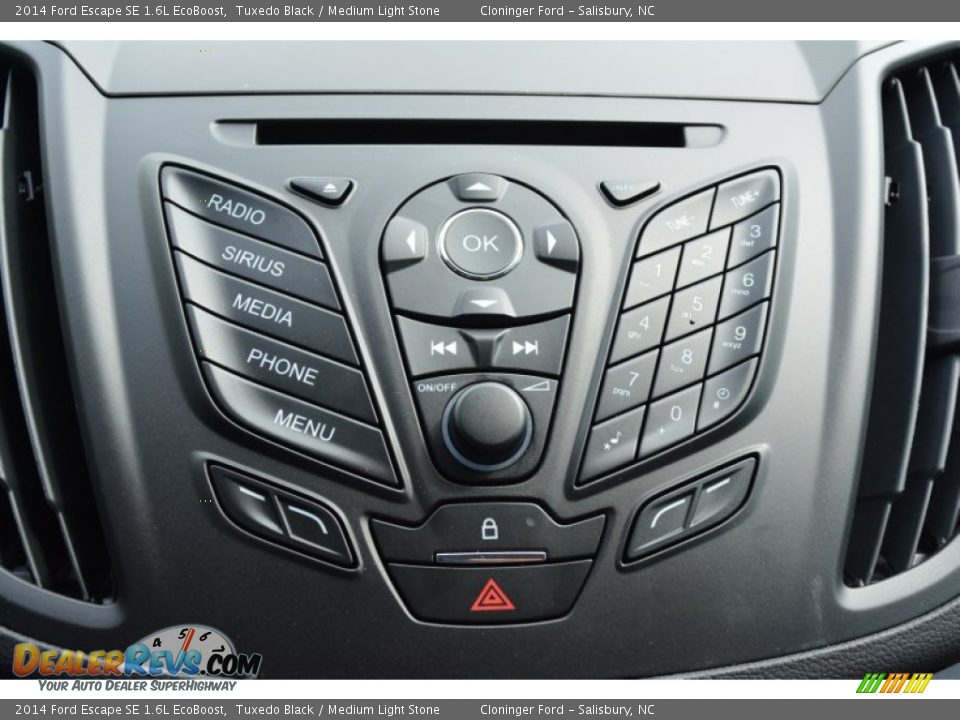 2014 Ford Escape SE 1.6L EcoBoost Tuxedo Black / Medium Light Stone Photo #12