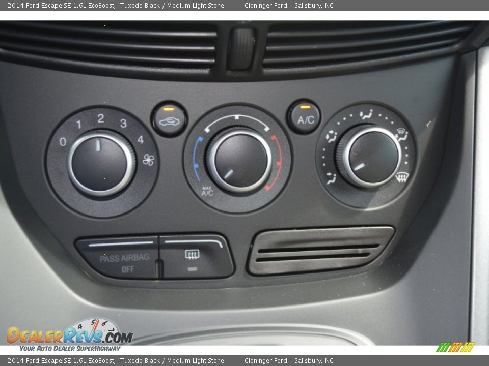 2014 Ford Escape SE 1.6L EcoBoost Tuxedo Black / Medium Light Stone Photo #15