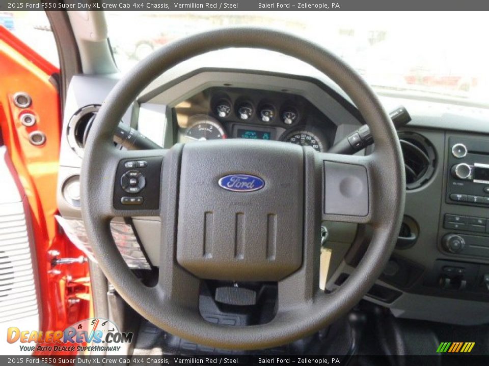 2015 Ford F550 Super Duty XL Crew Cab 4x4 Chassis Steering Wheel Photo #18