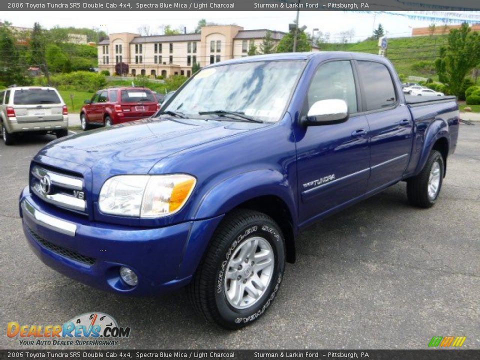 Front 3/4 View of 2006 Toyota Tundra SR5 Double Cab 4x4 Photo #5