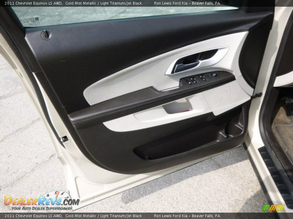 2011 Chevrolet Equinox LS AWD Gold Mist Metallic / Light Titanium/Jet Black Photo #11
