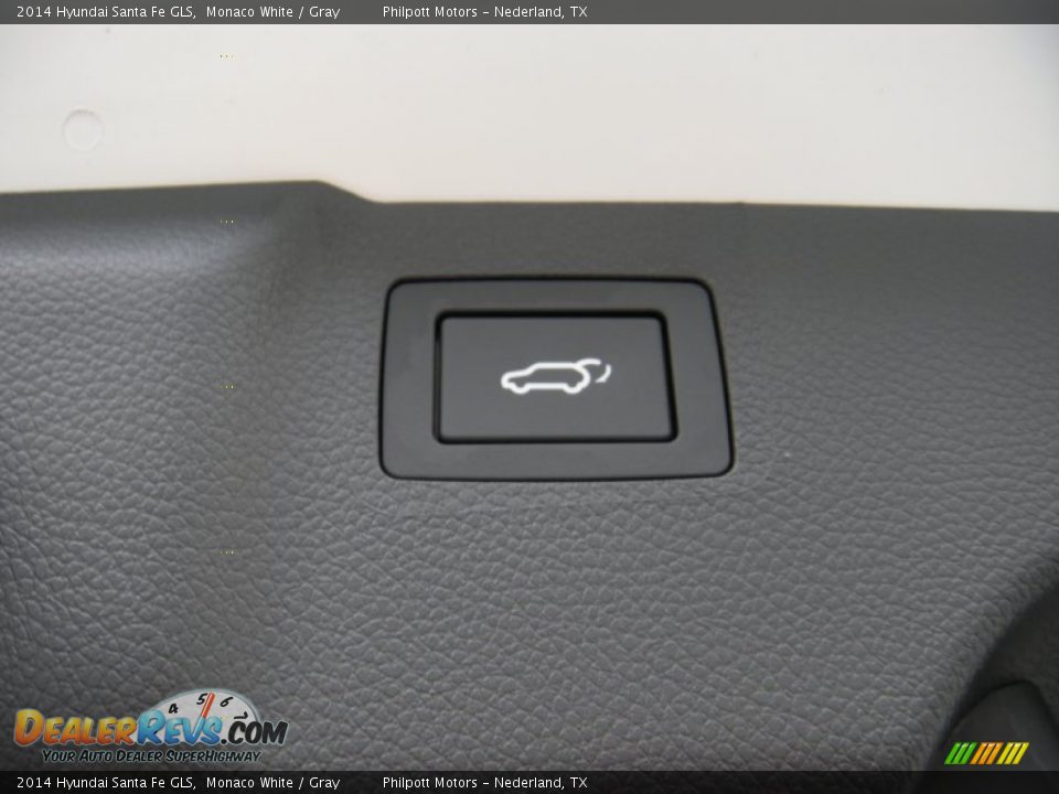 2014 Hyundai Santa Fe GLS Monaco White / Gray Photo #18