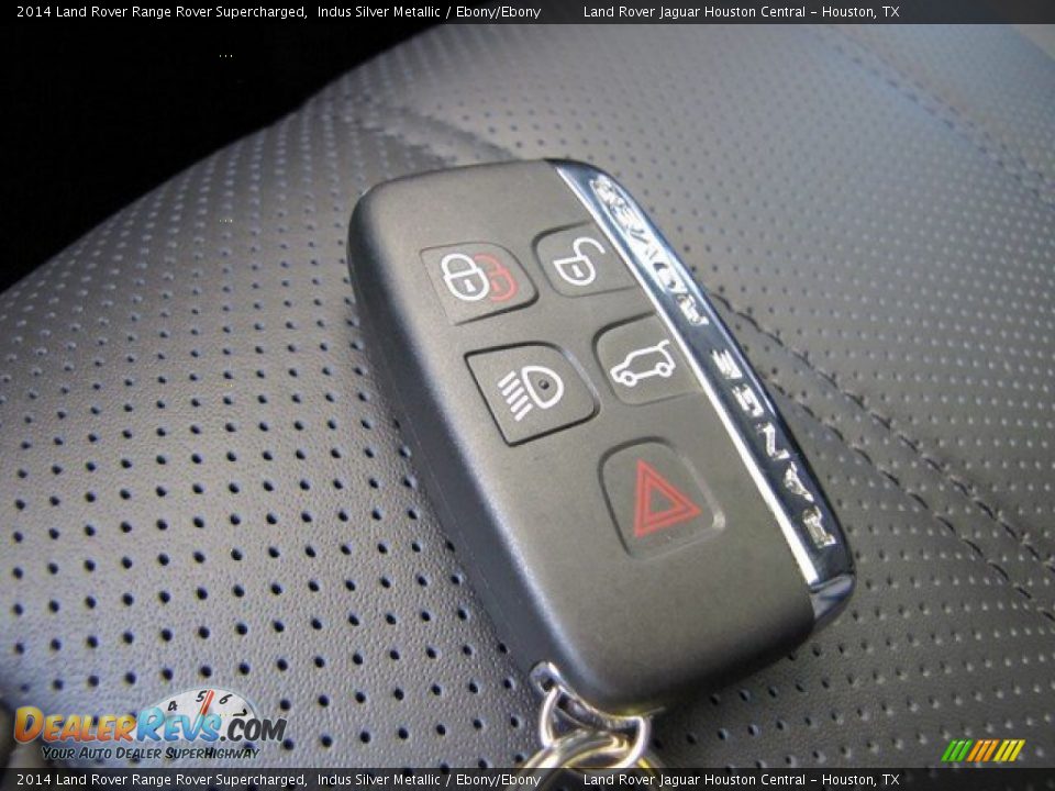 Keys of 2014 Land Rover Range Rover Supercharged Photo #30