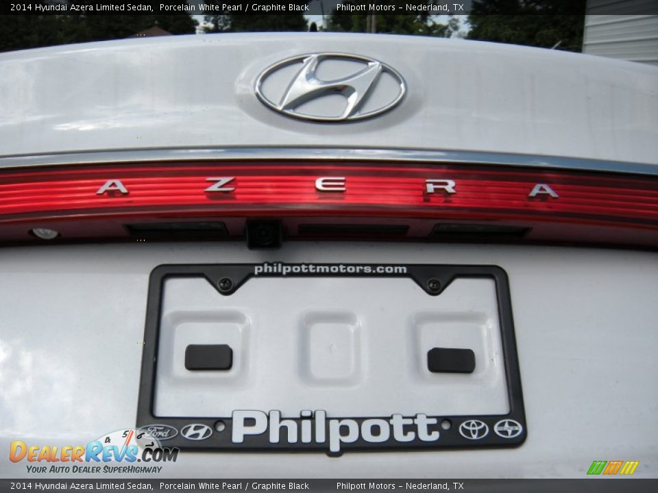 2014 Hyundai Azera Limited Sedan Porcelain White Pearl / Graphite Black Photo #15