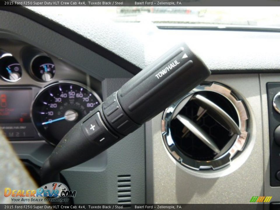 2015 Ford F250 Super Duty XLT Crew Cab 4x4 Tuxedo Black / Steel Photo #17
