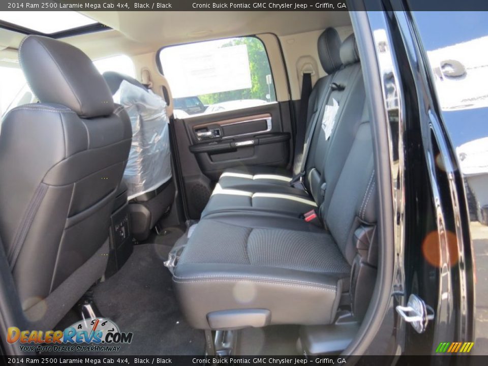2014 Ram 2500 Laramie Mega Cab 4x4 Black / Black Photo #13