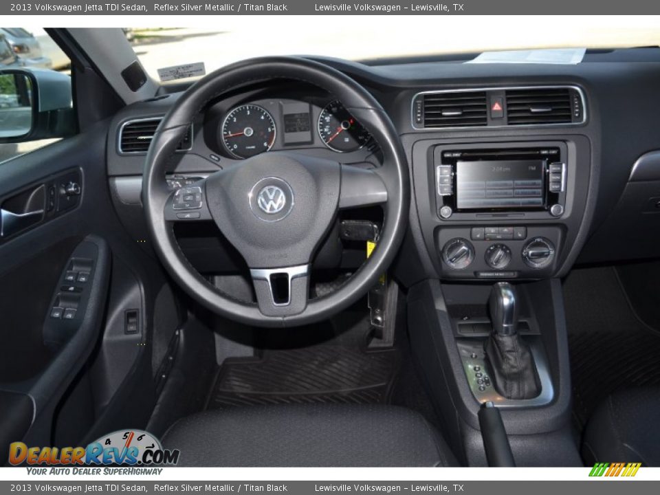 2013 Volkswagen Jetta TDI Sedan Reflex Silver Metallic / Titan Black Photo #15