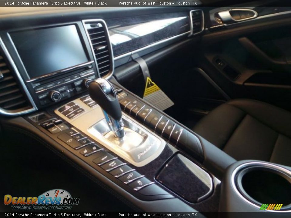 2014 Porsche Panamera Turbo S Executive Shifter Photo #12