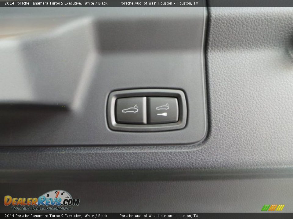 2014 Porsche Panamera Turbo S Executive White / Black Photo #27