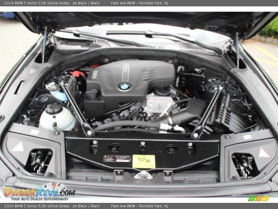 2014 BMW 5 Series 528i xDrive Sedan 2.0 Liter DI TwinPower Turbocharged DOHC 16-Valve VVT 4 Cylinder Engine Photo #28