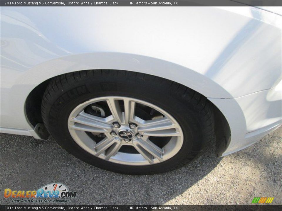 2014 Ford Mustang V6 Convertible Oxford White / Charcoal Black Photo #3