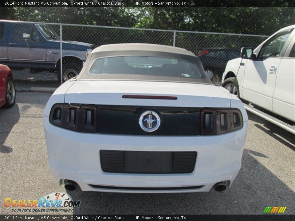 2014 Ford Mustang V6 Convertible Oxford White / Charcoal Black Photo #7