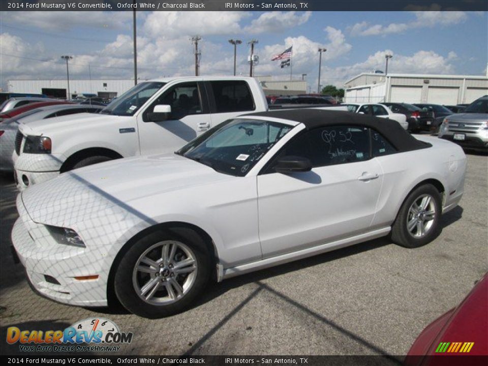 2014 Ford Mustang V6 Convertible Oxford White / Charcoal Black Photo #13