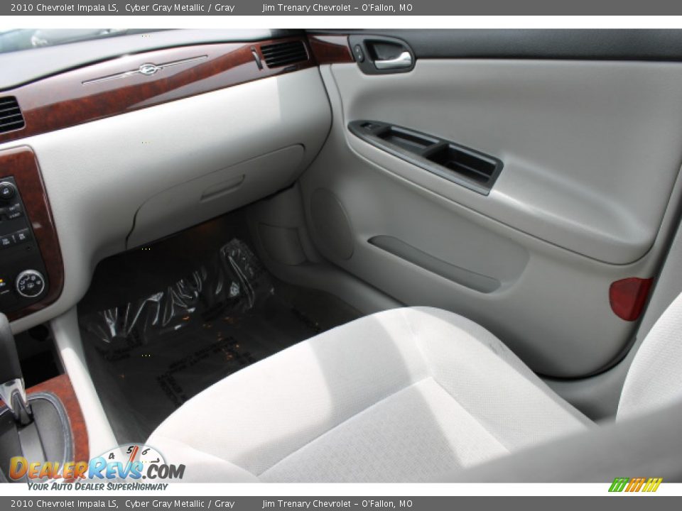 2010 Chevrolet Impala LS Cyber Gray Metallic / Gray Photo #13