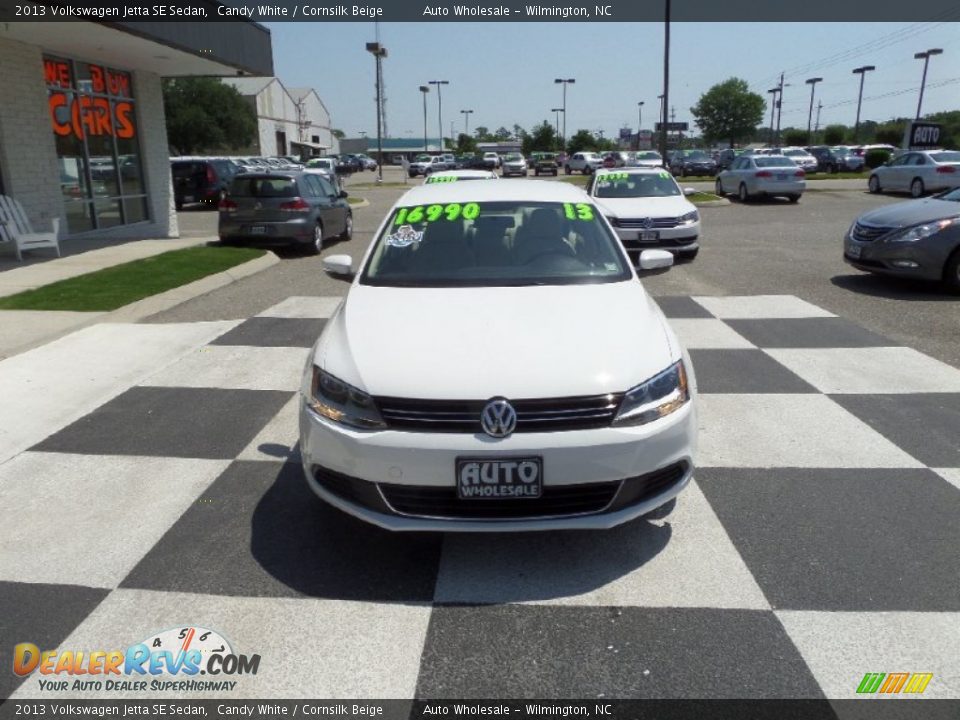 2013 Volkswagen Jetta SE Sedan Candy White / Cornsilk Beige Photo #2