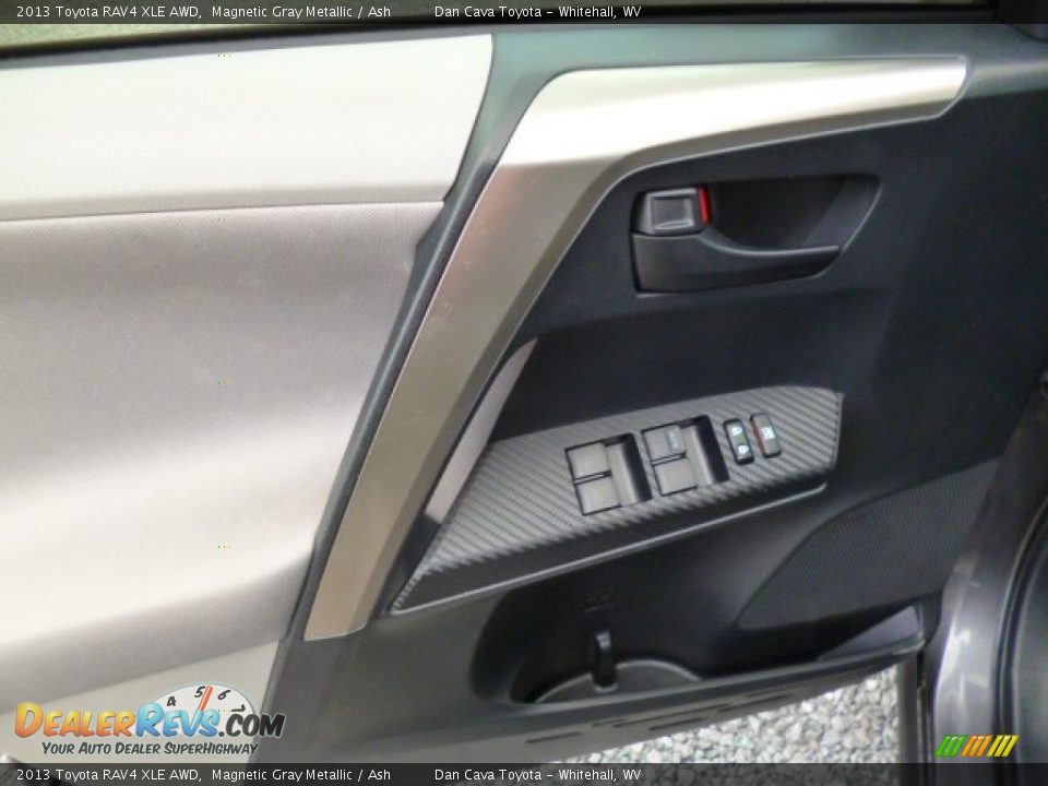 2013 Toyota RAV4 XLE AWD Magnetic Gray Metallic / Ash Photo #12