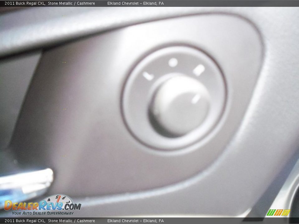 2011 Buick Regal CXL Stone Metallic / Cashmere Photo #24