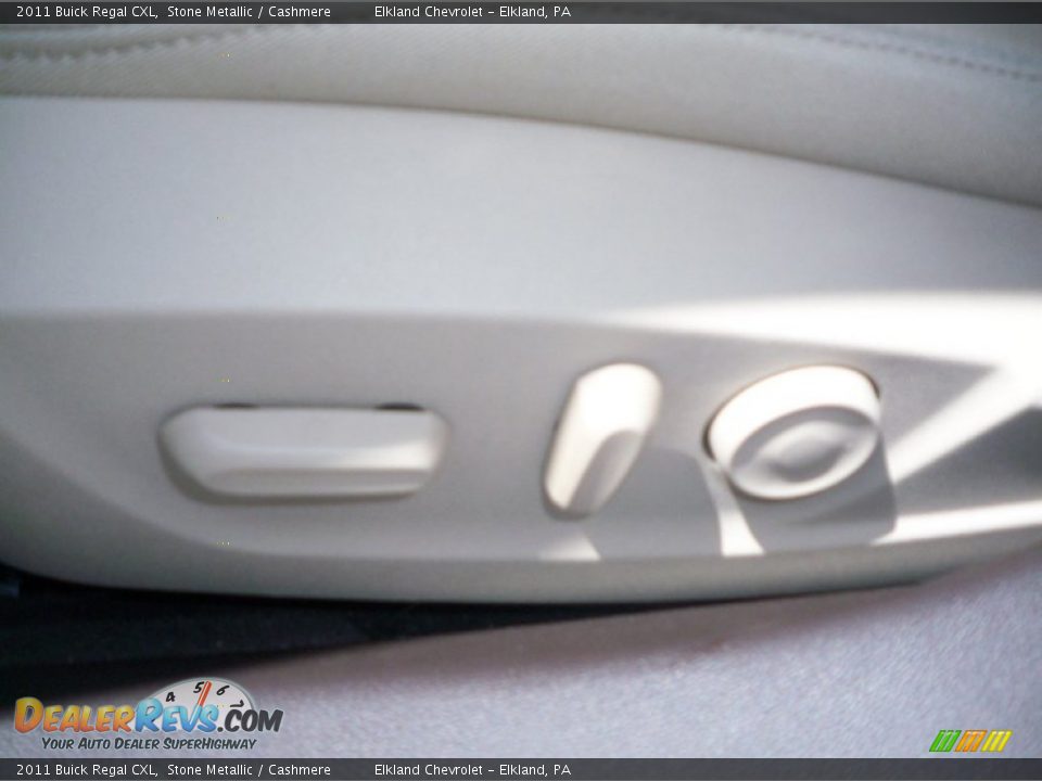 2011 Buick Regal CXL Stone Metallic / Cashmere Photo #26
