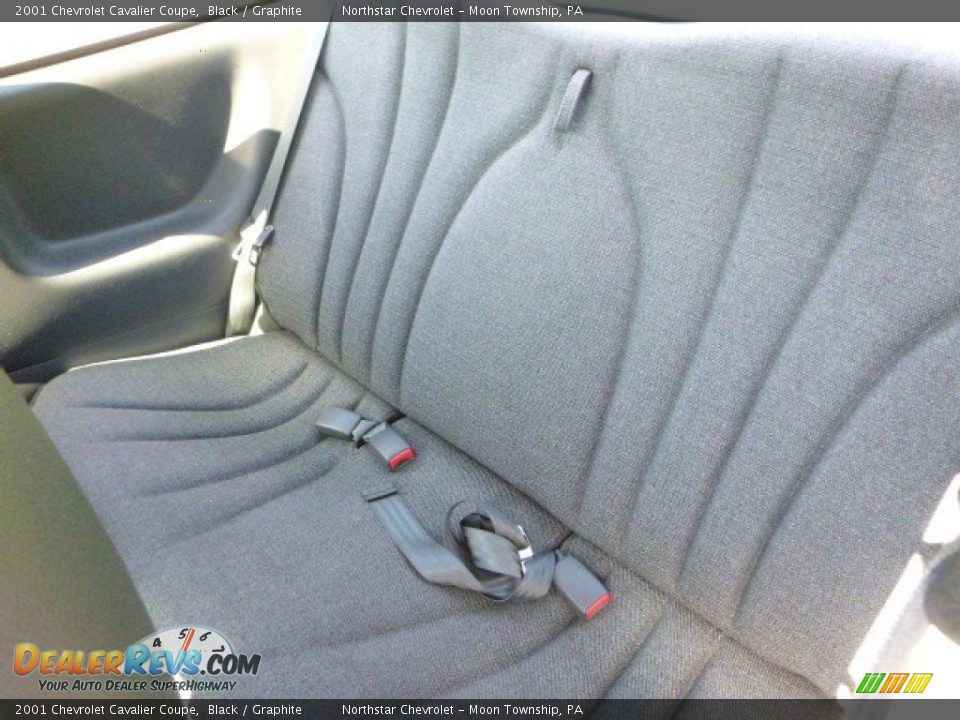 2001 Chevrolet Cavalier Coupe Black / Graphite Photo #8