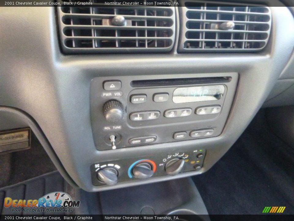 2001 Chevrolet Cavalier Coupe Black / Graphite Photo #13