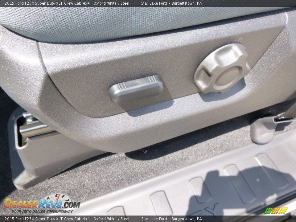 2015 Ford F250 Super Duty XLT Crew Cab 4x4 Oxford White / Steel Photo #13