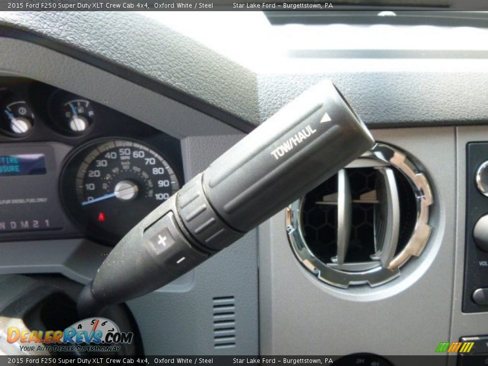 2015 Ford F250 Super Duty XLT Crew Cab 4x4 Oxford White / Steel Photo #17
