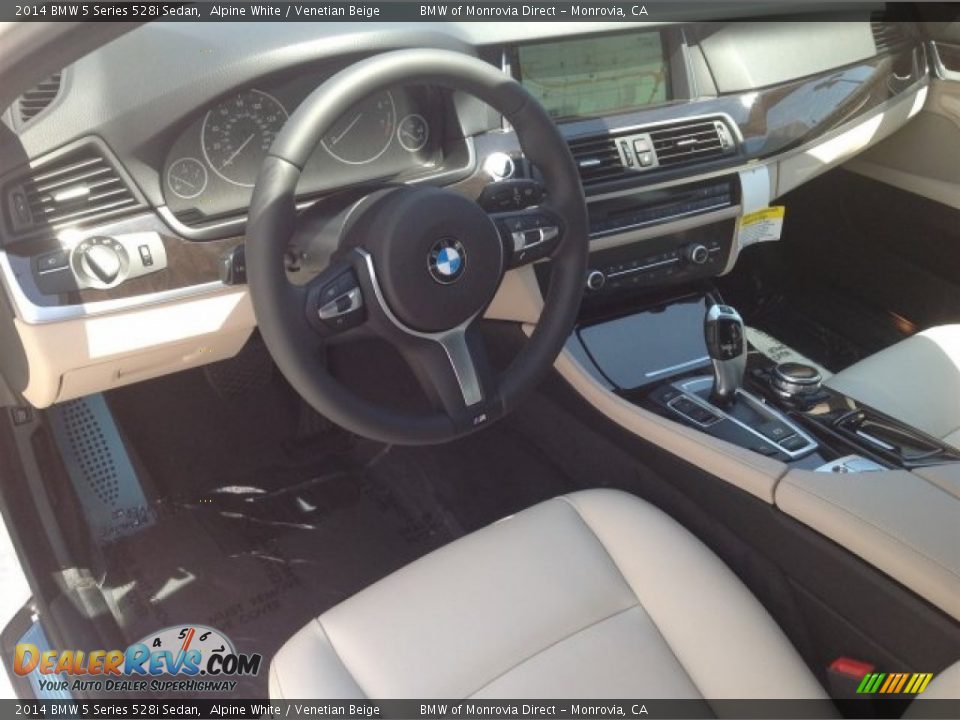 2014 BMW 5 Series 528i Sedan Alpine White / Venetian Beige Photo #6