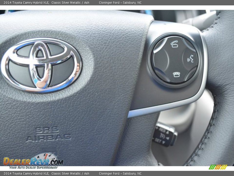 2014 Toyota Camry Hybrid XLE Classic Silver Metallic / Ash Photo #23