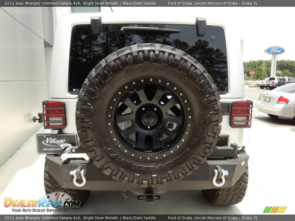 2011 Jeep Wrangler Unlimited Sahara 4x4 Bright Silver Metallic / Black/Dark Saddle Photo #3