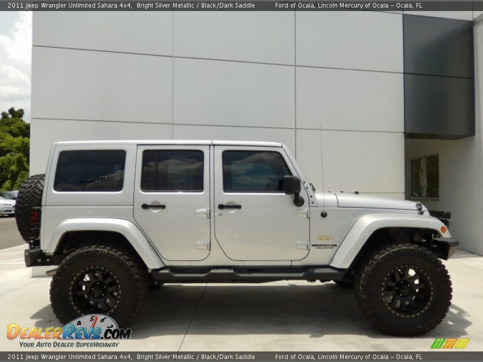 2011 Jeep Wrangler Unlimited Sahara 4x4 Bright Silver Metallic / Black/Dark Saddle Photo #5