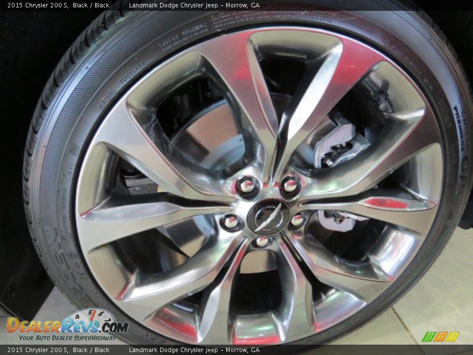 2015 Chrysler 200 S Black / Black Photo #5