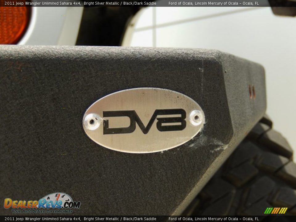 2011 Jeep Wrangler Unlimited Sahara 4x4 Bright Silver Metallic / Black/Dark Saddle Photo #10