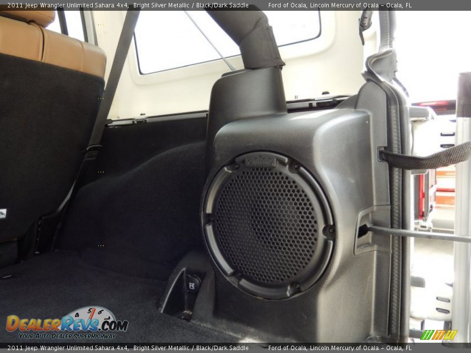 2011 Jeep Wrangler Unlimited Sahara 4x4 Bright Silver Metallic / Black/Dark Saddle Photo #26
