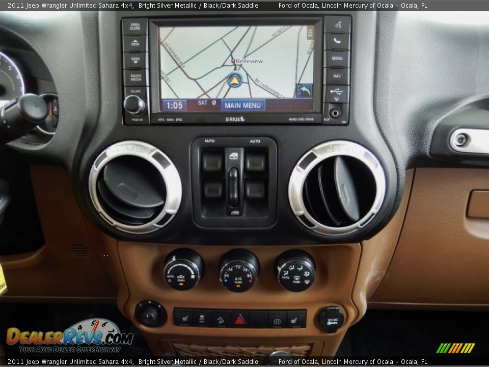 2011 Jeep Wrangler Unlimited Sahara 4x4 Bright Silver Metallic / Black/Dark Saddle Photo #30