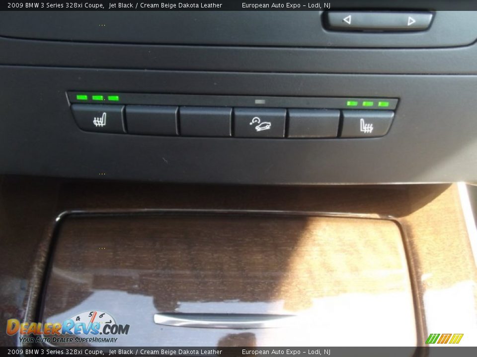 2009 BMW 3 Series 328xi Coupe Jet Black / Cream Beige Dakota Leather Photo #20