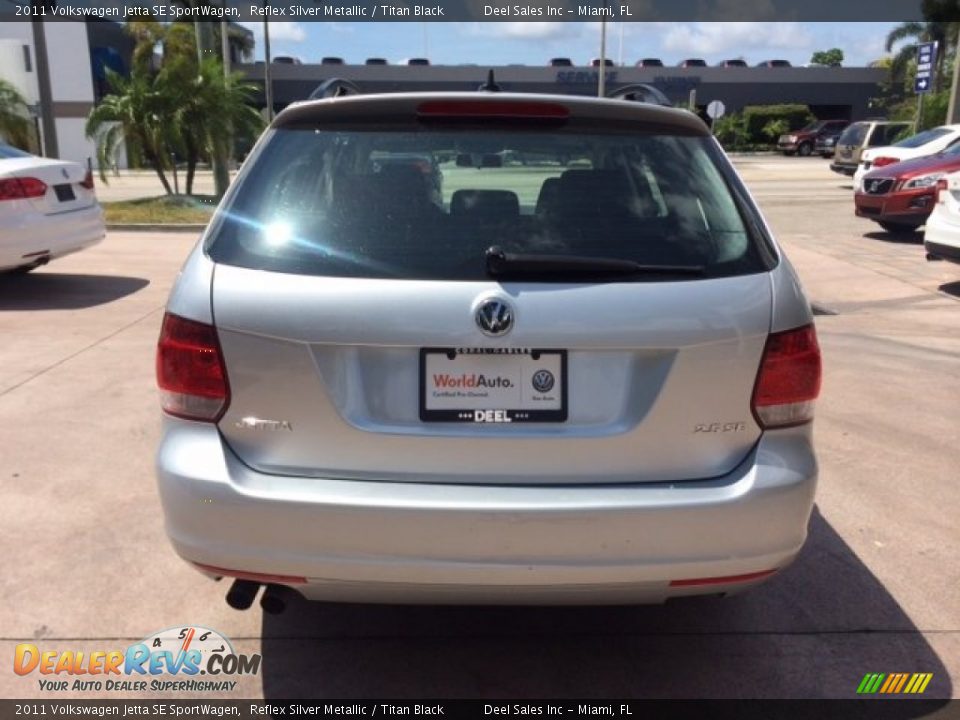 2011 Volkswagen Jetta SE SportWagen Reflex Silver Metallic / Titan Black Photo #4