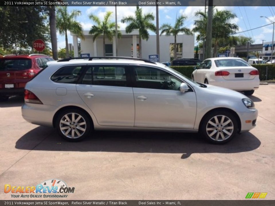 2011 Volkswagen Jetta SE SportWagen Reflex Silver Metallic / Titan Black Photo #6