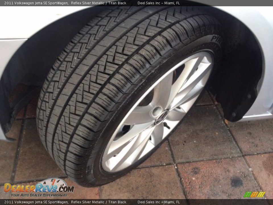 2011 Volkswagen Jetta SE SportWagen Reflex Silver Metallic / Titan Black Photo #13