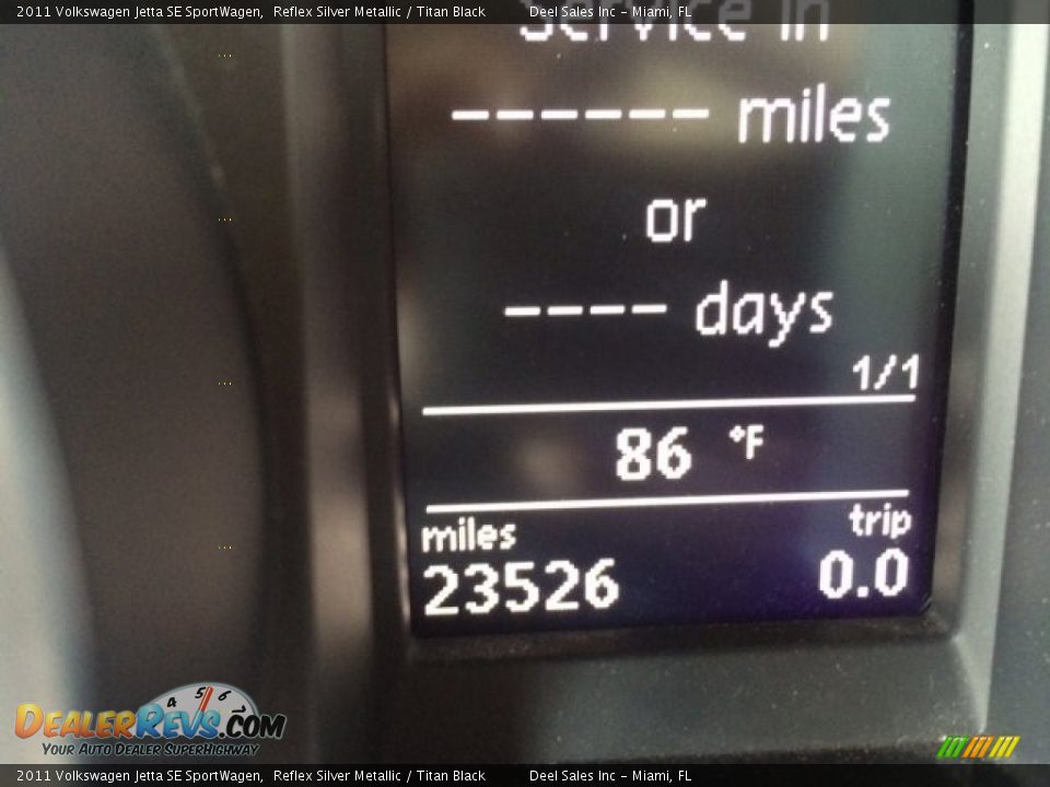 2011 Volkswagen Jetta SE SportWagen Reflex Silver Metallic / Titan Black Photo #15