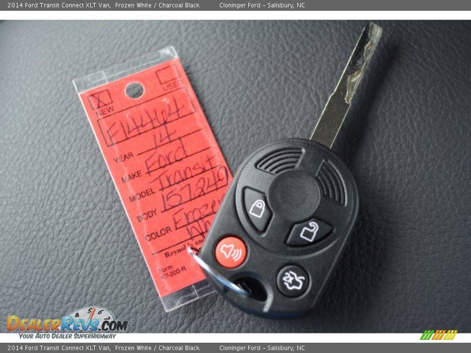 2014 Ford Transit Connect XLT Van Frozen White / Charcoal Black Photo #20