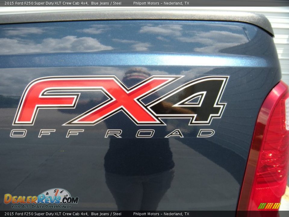 2015 Ford F250 Super Duty XLT Crew Cab 4x4 Blue Jeans / Steel Photo #17
