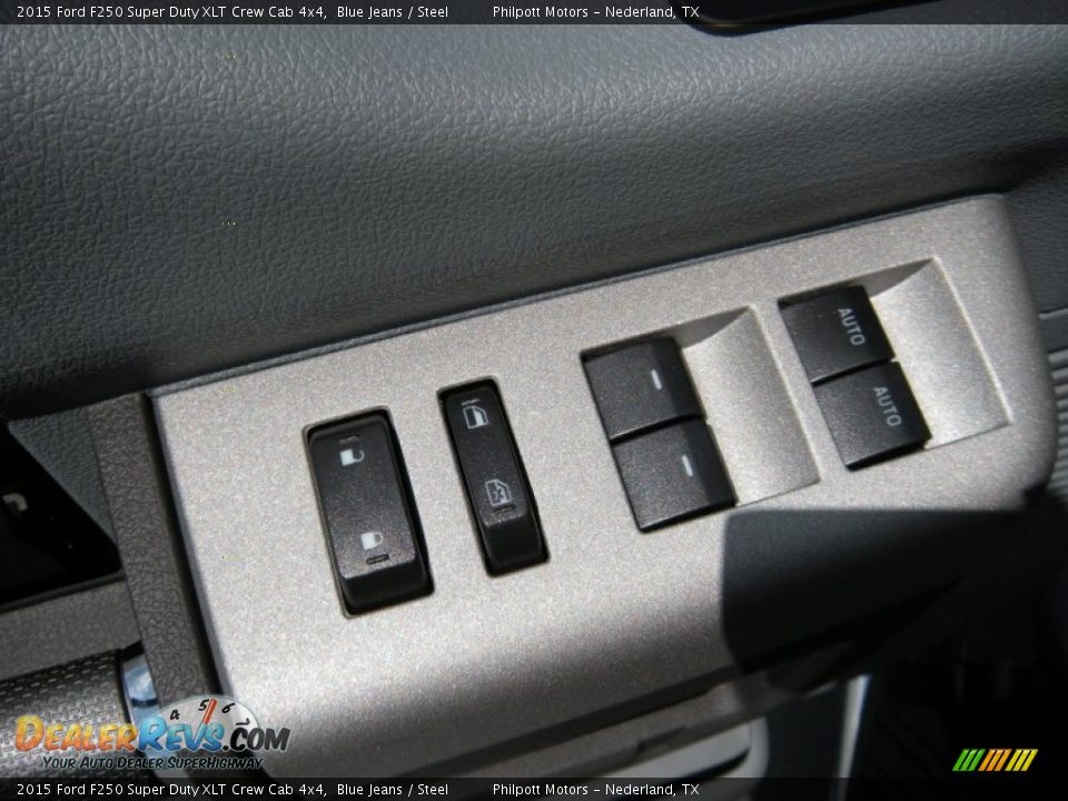 2015 Ford F250 Super Duty XLT Crew Cab 4x4 Blue Jeans / Steel Photo #25