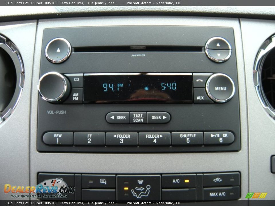 2015 Ford F250 Super Duty XLT Crew Cab 4x4 Blue Jeans / Steel Photo #30