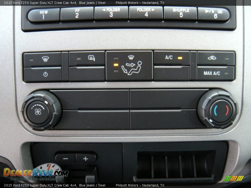 2015 Ford F250 Super Duty XLT Crew Cab 4x4 Blue Jeans / Steel Photo #31