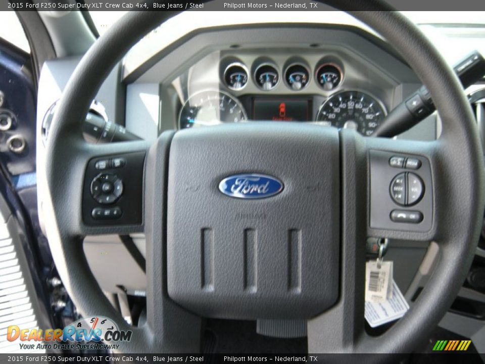 2015 Ford F250 Super Duty XLT Crew Cab 4x4 Blue Jeans / Steel Photo #35