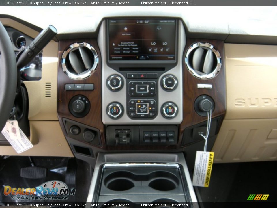Controls of 2015 Ford F350 Super Duty Lariat Crew Cab 4x4 Photo #31
