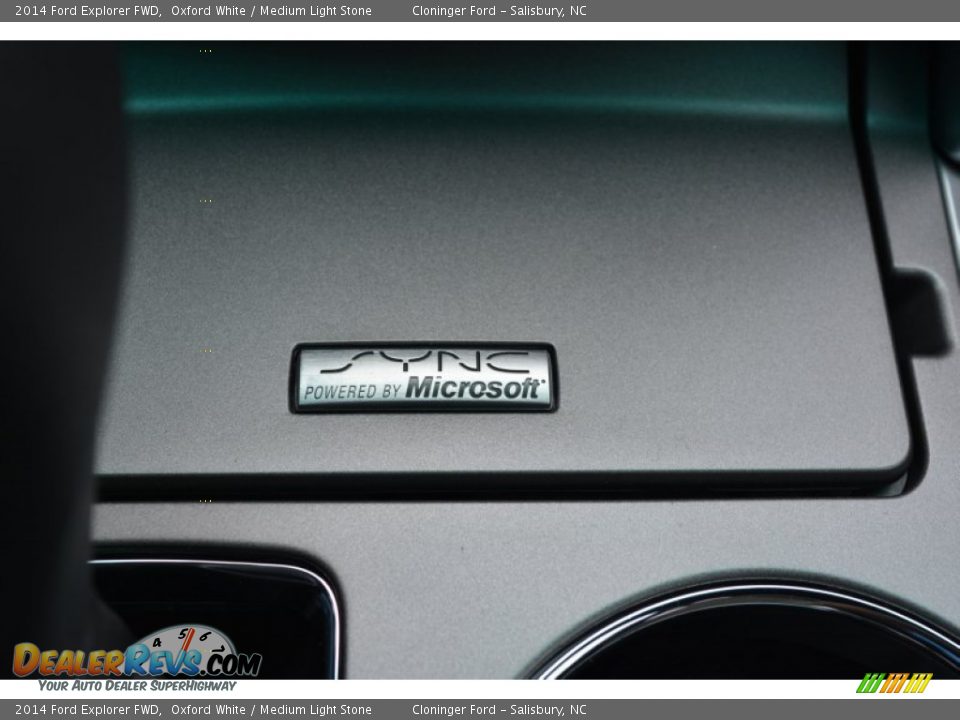 2014 Ford Explorer FWD Oxford White / Medium Light Stone Photo #15