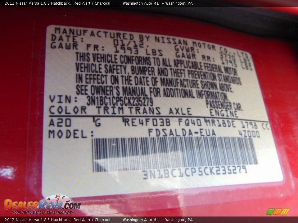 2012 Nissan Versa 1.8 S Hatchback Red Alert / Charcoal Photo #19