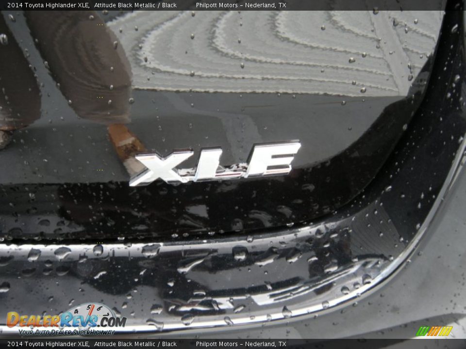 2014 Toyota Highlander XLE Attitude Black Metallic / Black Photo #16